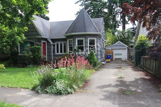 Building Photo - 7622 SE 36th Ave