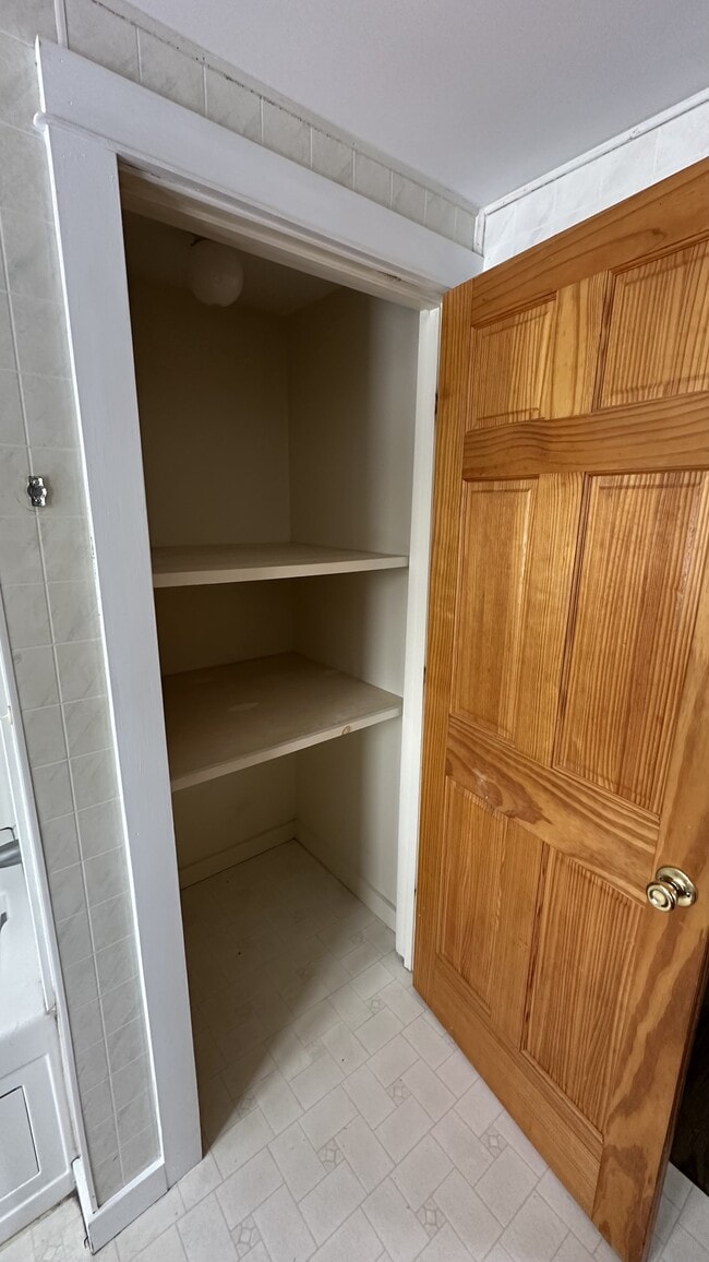 Building Photo - 2692 Union St