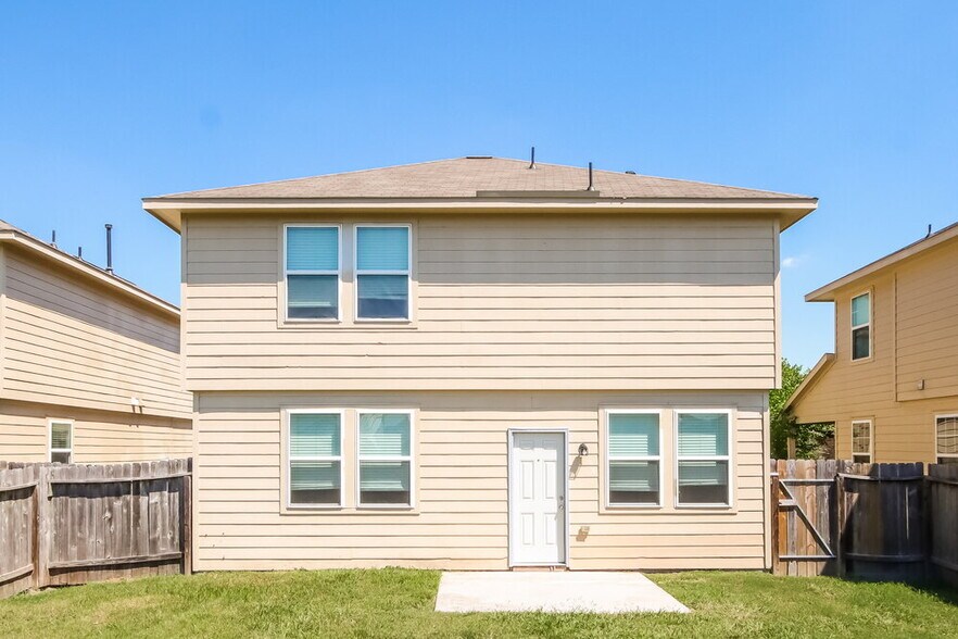 Building Photo - 21831 Octavia Way