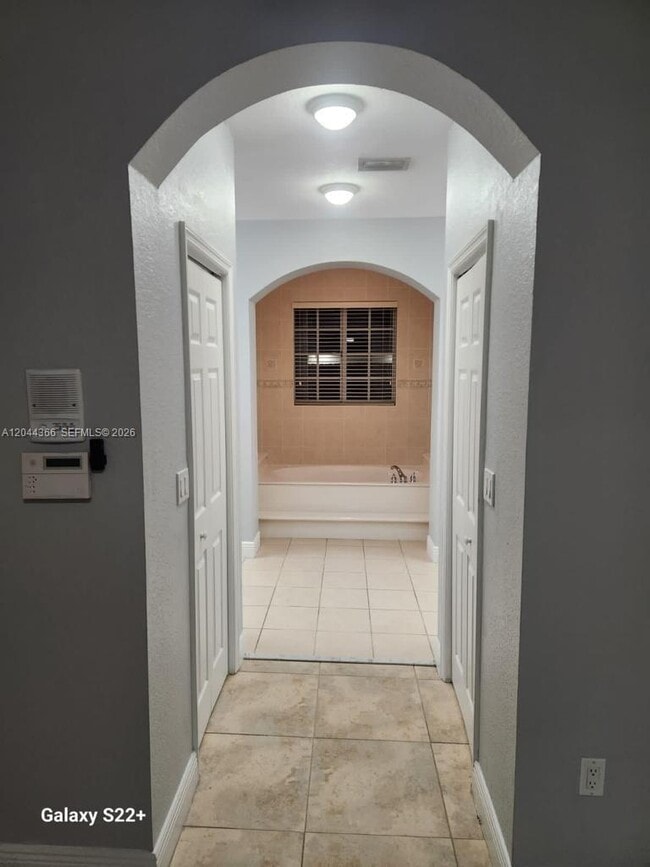 Building Photo - 3187 SW 143rd Pl