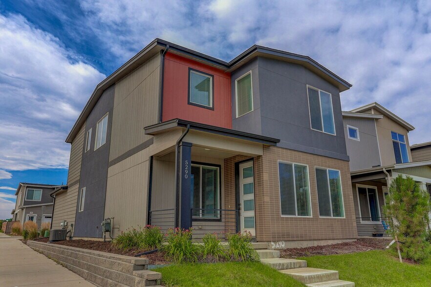 Building Photo - 5290 E 64th Ave