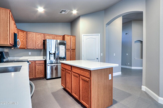 Building Photo - 22306 N Van Loo Dr