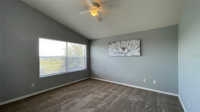 Building Photo - 546 Windsor Pl