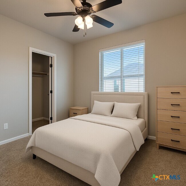 Building Photo - 8114 Smoke Crk Ln