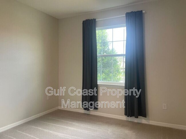 Building Photo - 2207 Midnight Pearl Dr