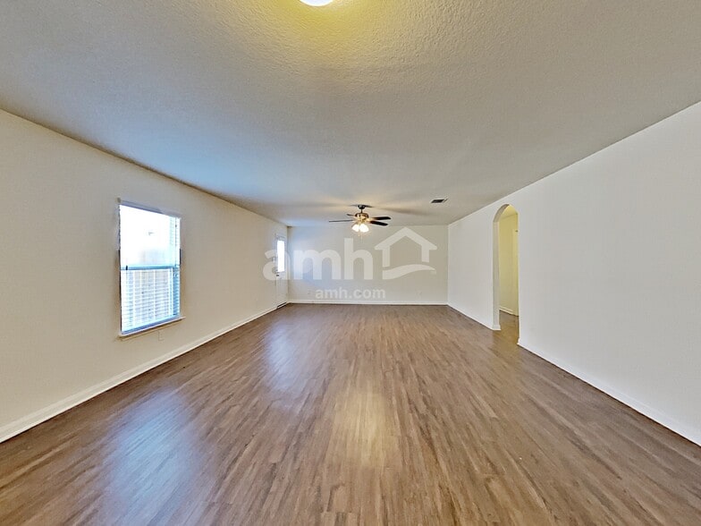 Building Photo - 7559 Bowdre