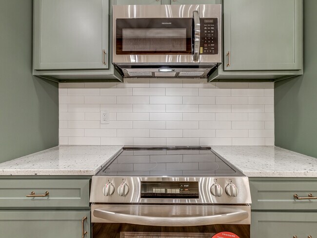 Building Photo - 1723 W Park Pl