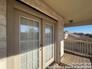 Building Photo - 2149 Hazelwood Dr