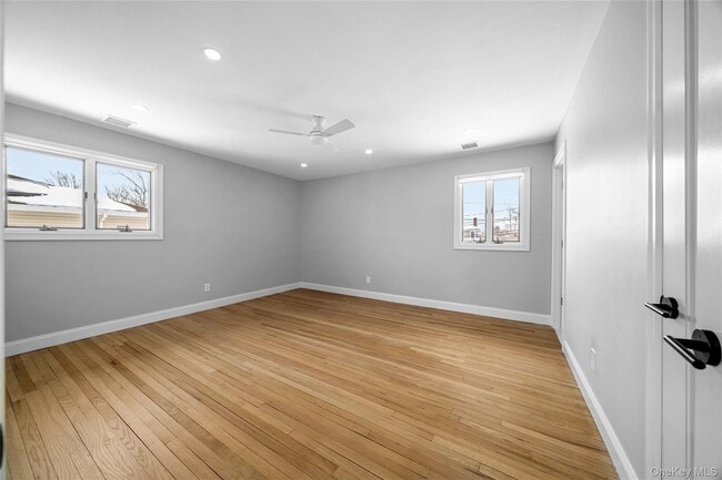 Building Photo - 89 Harvest Ln