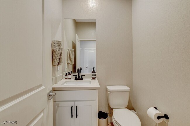 Building Photo - 9716 Jade Rise Ave