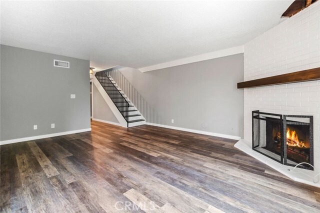 Building Photo - 1741 Tustin Ave