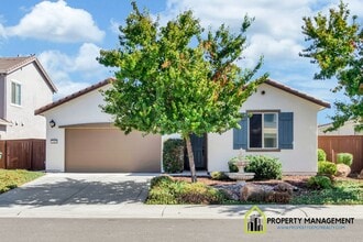 Building Photo - Vineyard Creek-Former Model Home