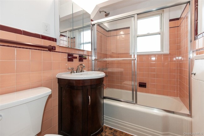 Building Photo - 82-51 257th St