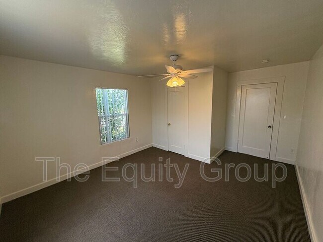 Building Photo - 829 Washington St