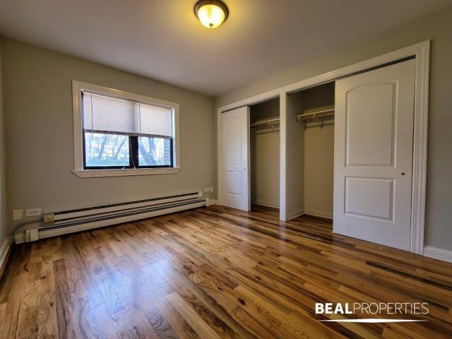 Building Photo - 1 bedroom in HIGHLAND PARK IL 60035