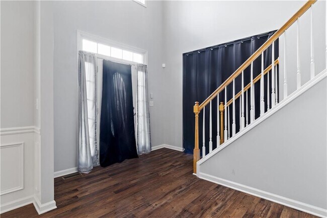 Building Photo - 1150 Emperor Ln