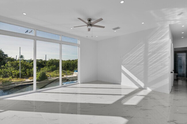 Building Photo - 31368 Ave I