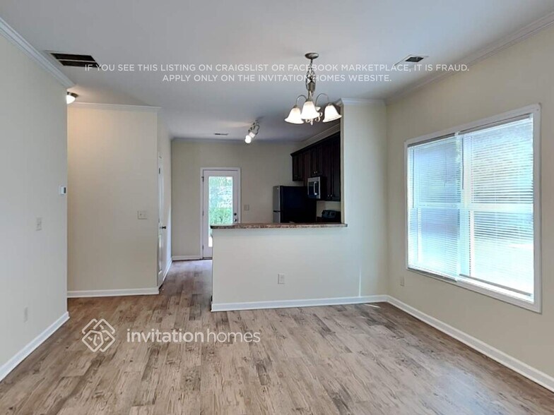 Building Photo - 8120 Brookbend Dr