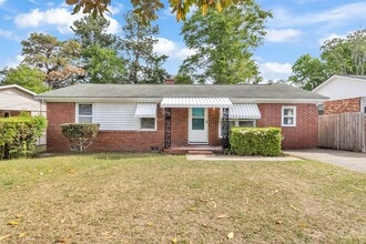 Building Photo - 715 Washington Cir