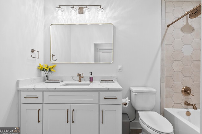 Building Photo - 202 Regester Wy