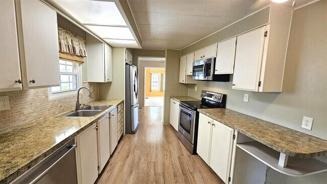 Building Photo - 1240 Seagull Dr