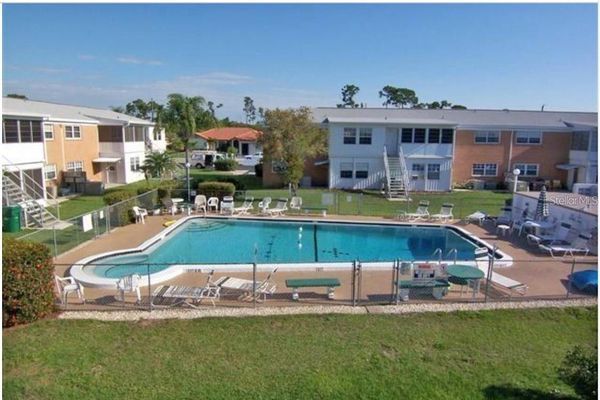 Building Photo - 4158 Tamiami Trl