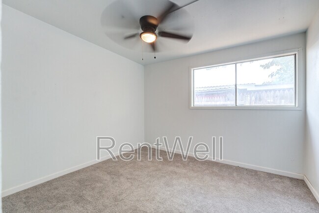 Building Photo - 2525 63rd St