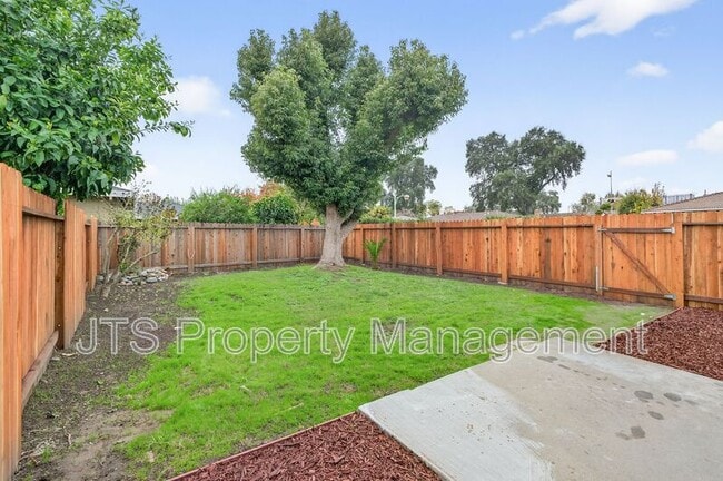 Building Photo - 6120 Westview Way