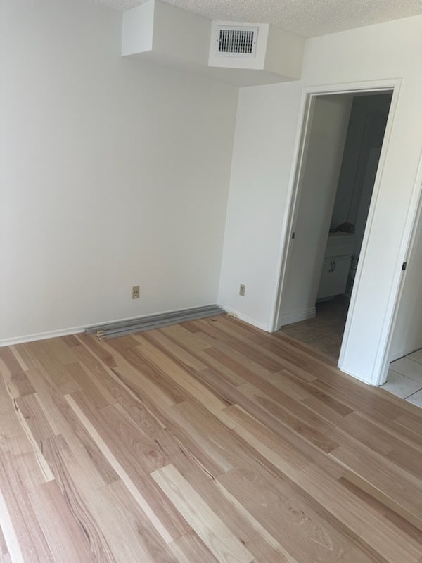 Building Photo - 601 Palm Dr