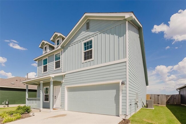 Building Photo - 504 Thunderstorm Ave