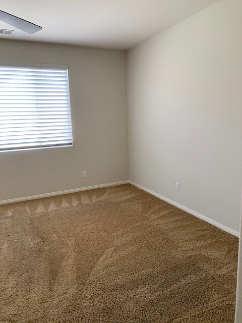 Building Photo - 84126 Canzone Dr