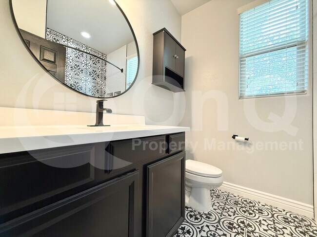 Building Photo - 35231 N Braeden Dr