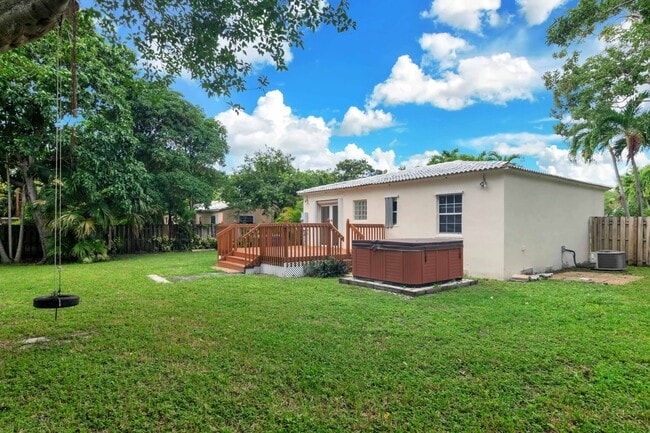 Building Photo - Beautiful home in quiet neighborhood