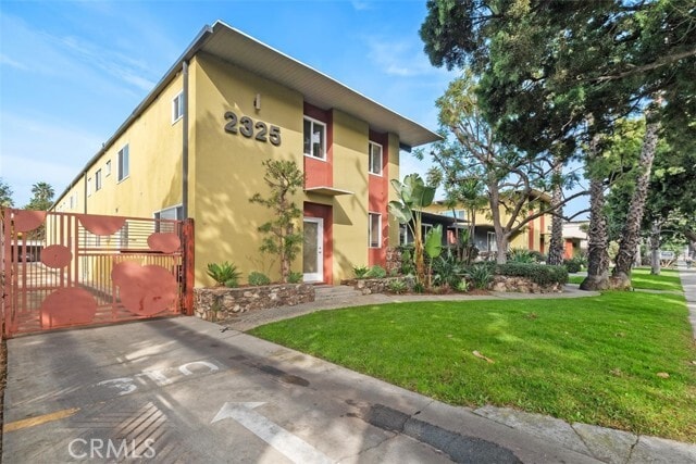 Building Photo - 2325 Kansas Ave