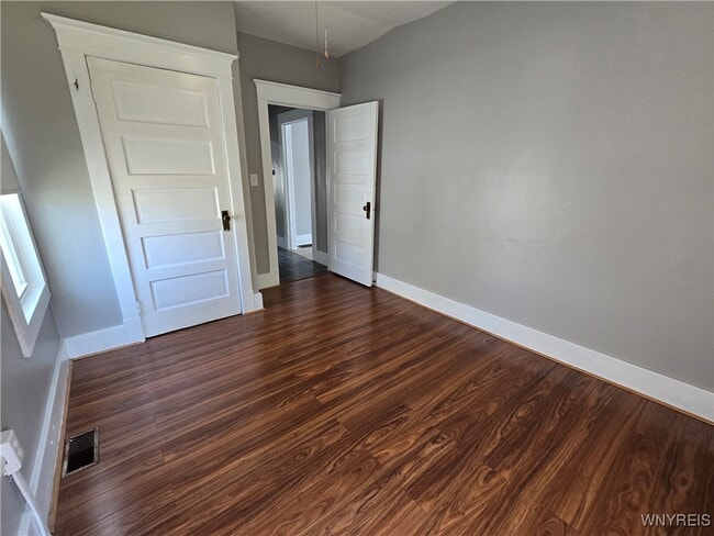 Building Photo - 409 Hawley St