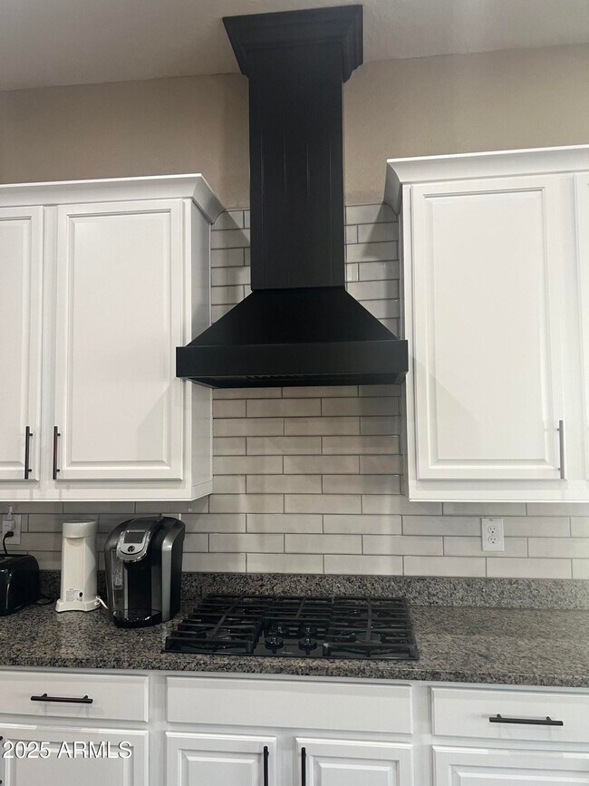 Building Photo - 5361 S Crosscreek Dr