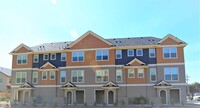 Building Photo - 2131 NW Janssen St