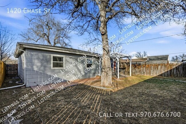 Building Photo - 1420 Chase St