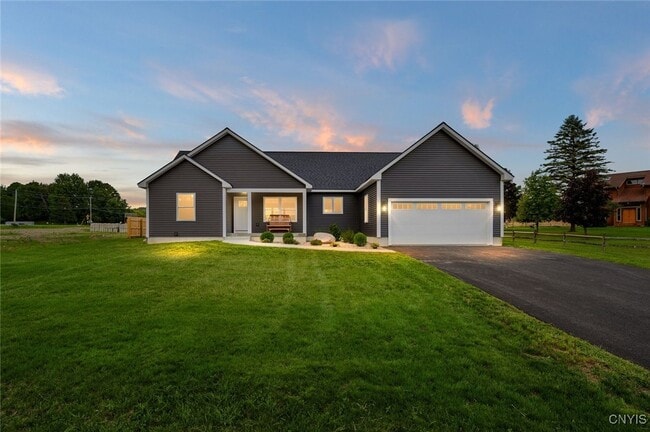 Primary Photo - 6251 Meadow Dr