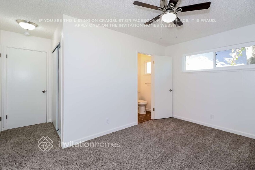 Building Photo - 4317 Stockbridge Ave