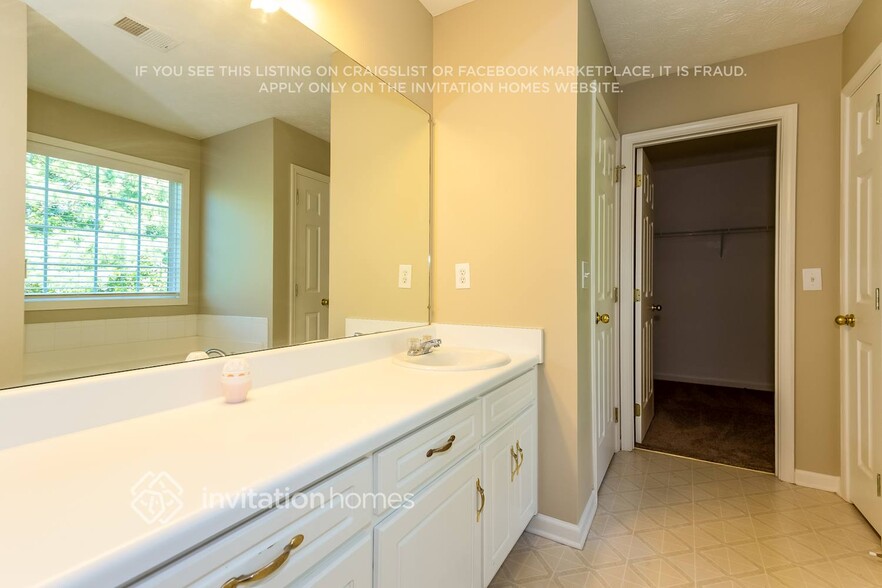 Building Photo - 505 Rockingham Ln
