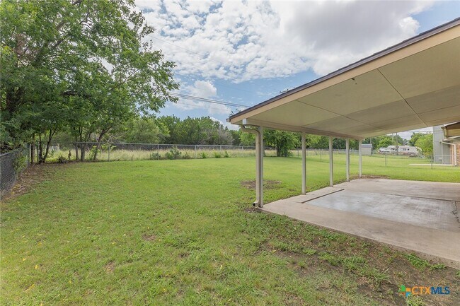 Building Photo - 3006 Belmont Dr