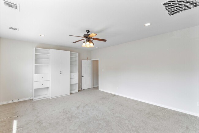 Building Photo - 12927 Freemont Peak Ln