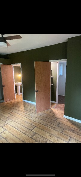 Building Photo - 290 Hillard Rd
