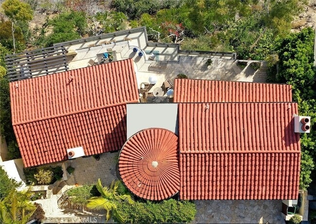 Building Photo - 1131 Emerald Bay