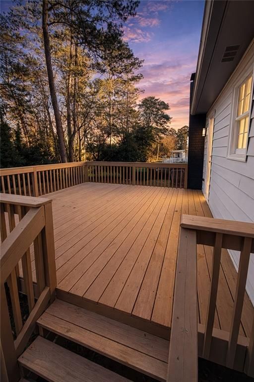 Building Photo - 3210 Ebenezer Rd NE