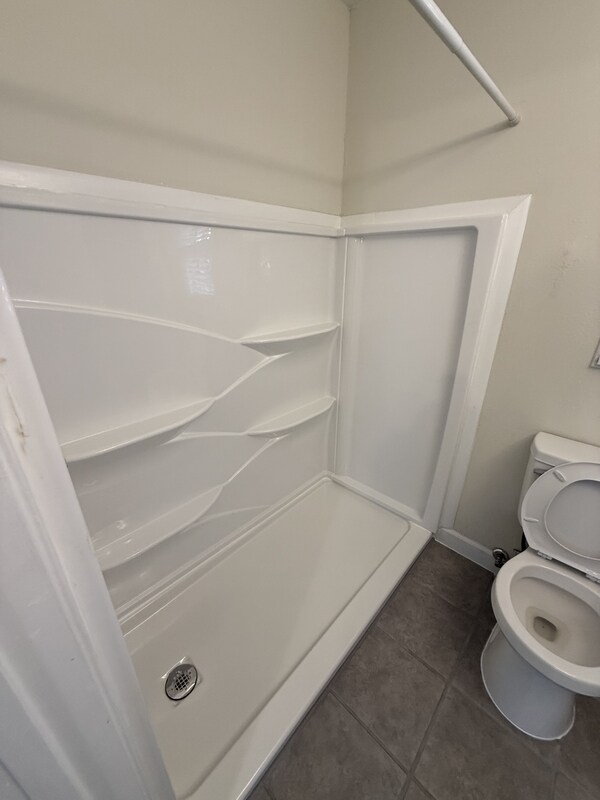 Building Photo - 1223 Redgate Ave