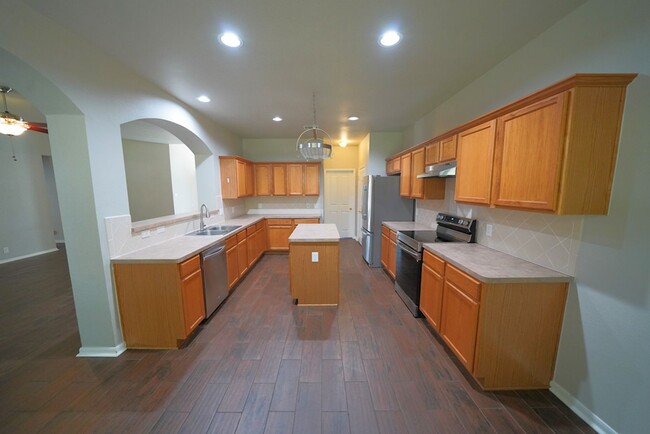 Building Photo - Stunning Single-Story Home Now Available i...