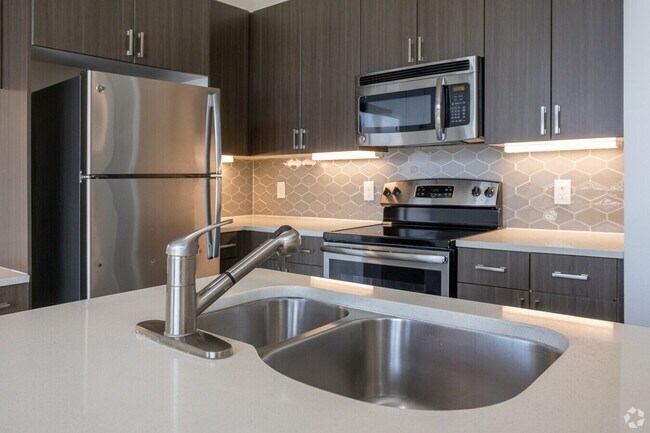 Building Photo - Big Vibes, Smart Price