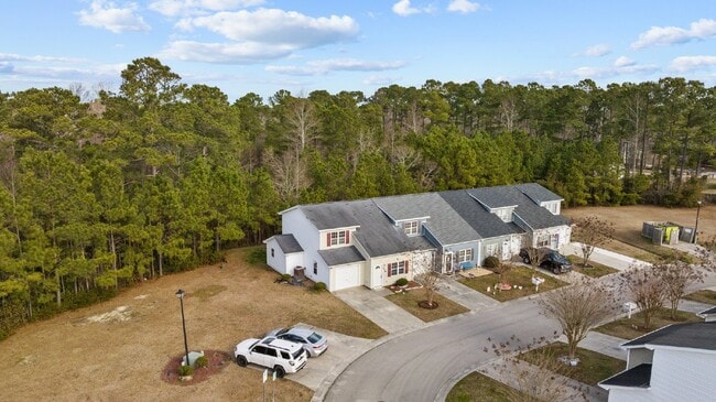 Building Photo - 178 Kelly Cir